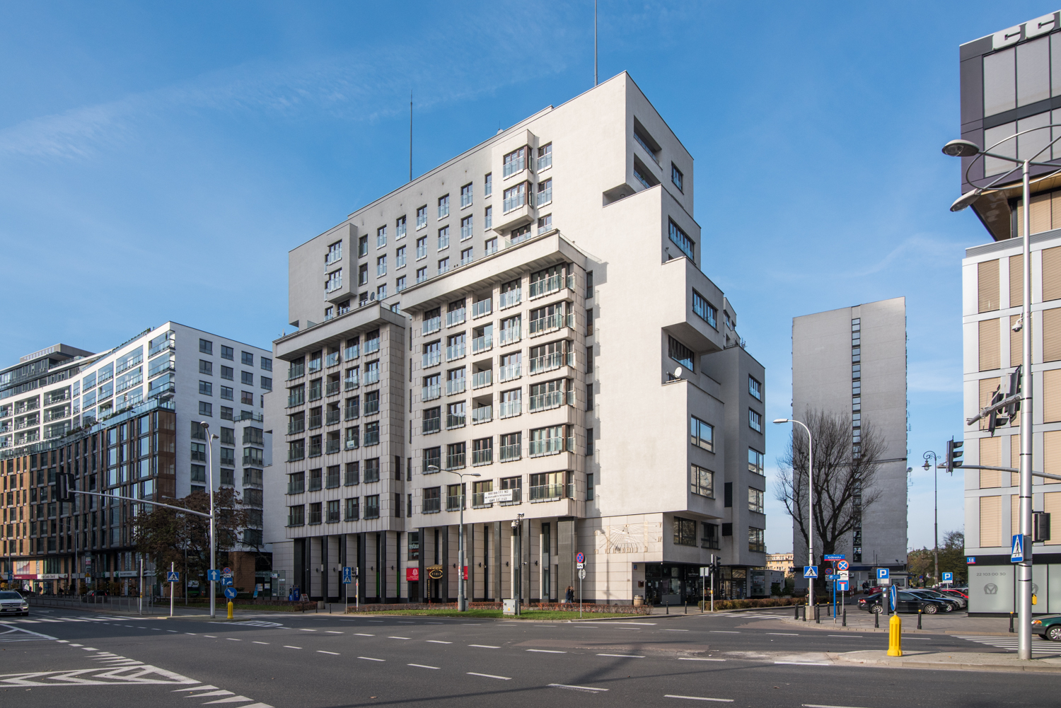 Zdjęcie architektury budynku Budynek mieszkalno-usługowy